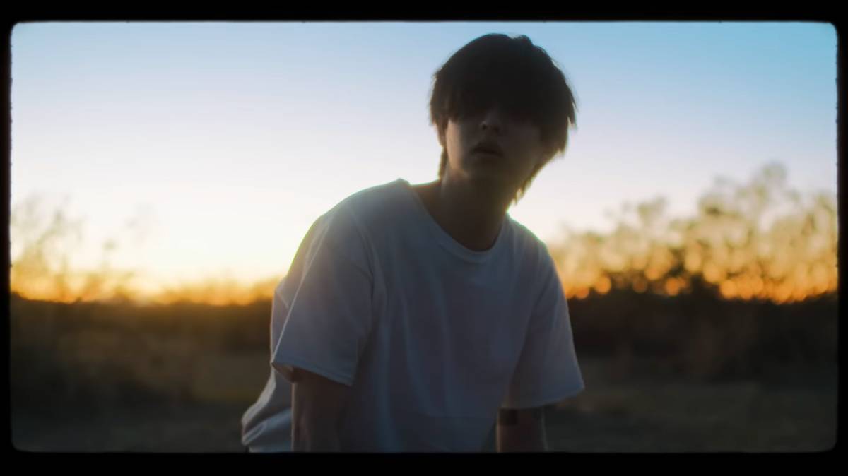 cuplikan MV Car Crash dari eaJ (YouTube.com/eaJ)